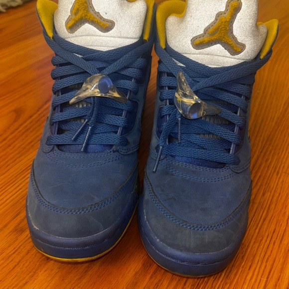 Air Jordan 5 Retro ‘Laney’ - Picture 4 of 5